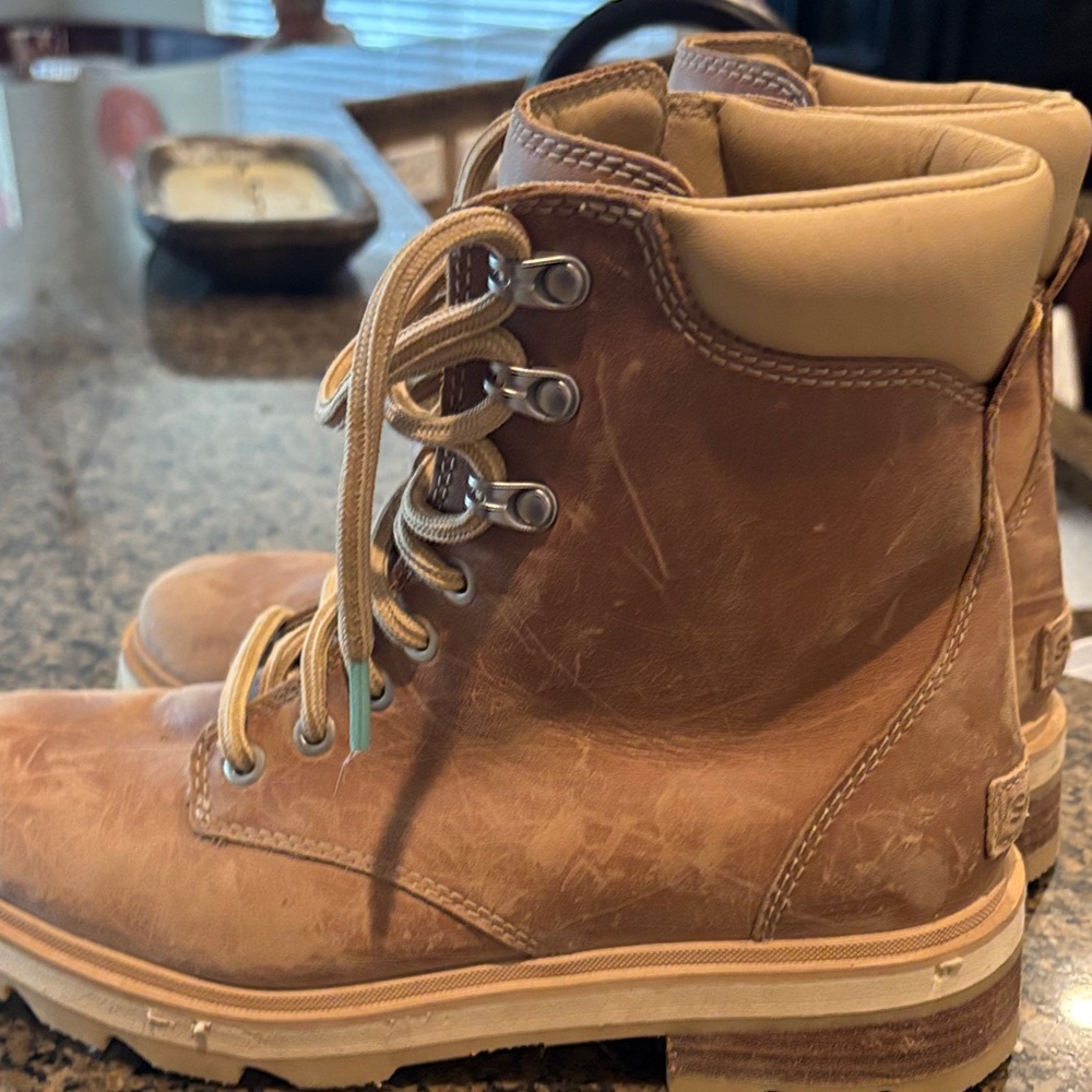 Sorel Men's Brown Leather Boots - Picture 2 of 3
